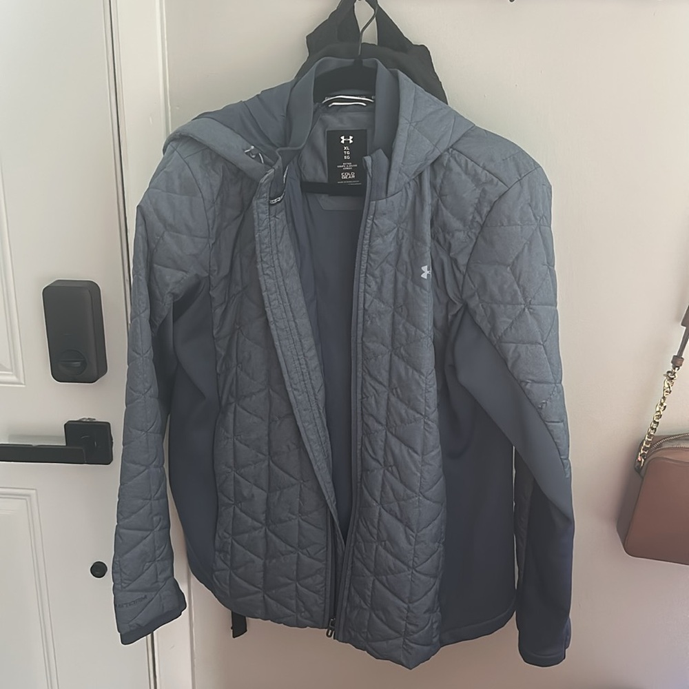 Women’s under armour jacket